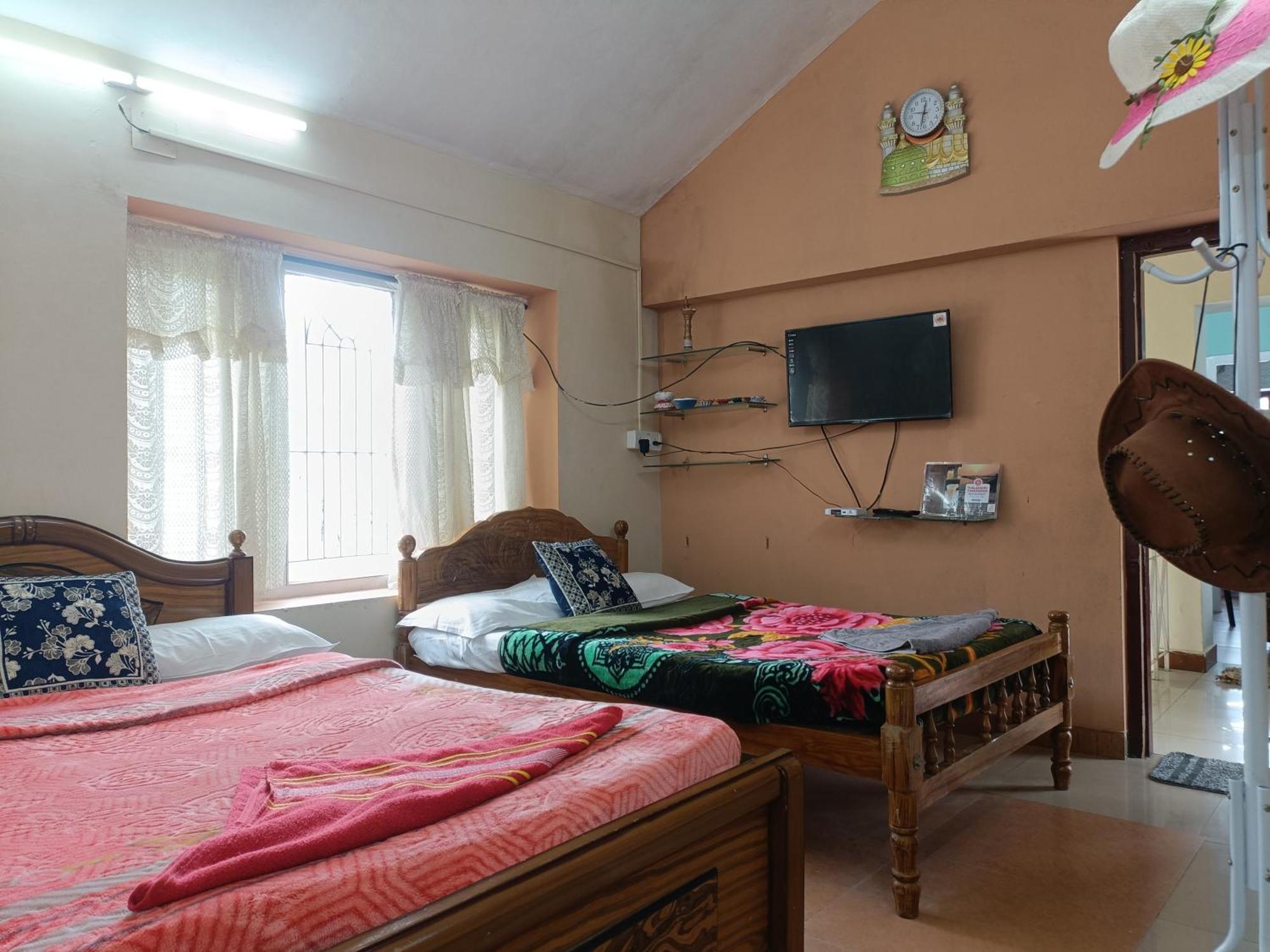 Queens Cottage - Individual Cottage Утакаманд Экстерьер фото