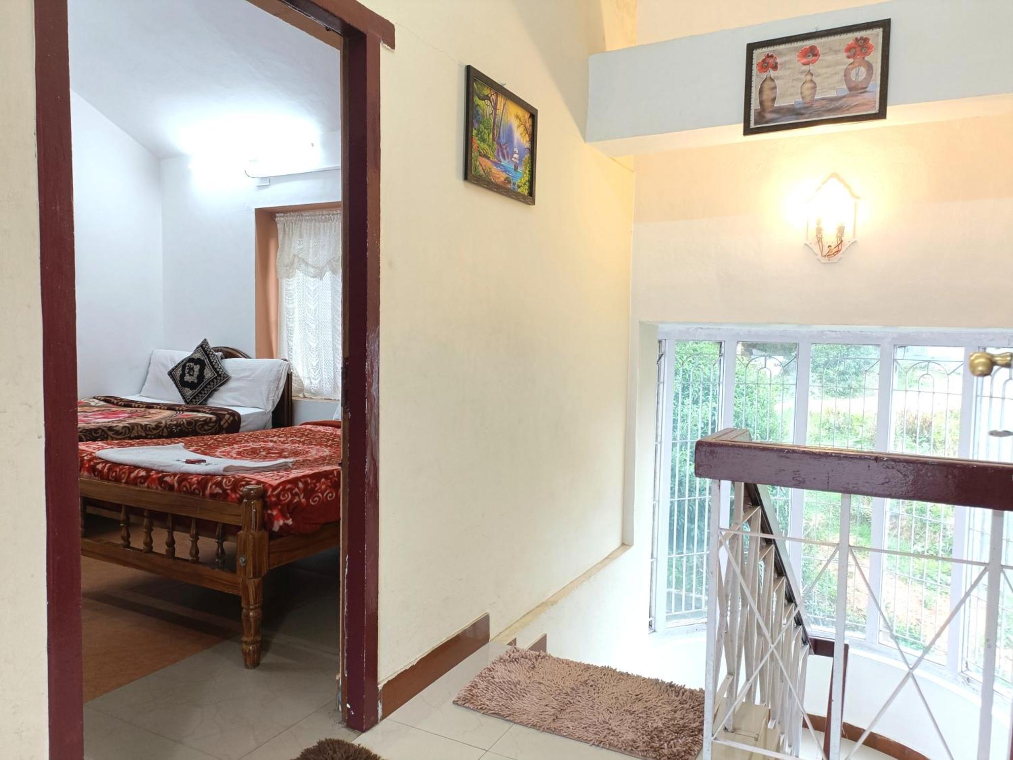 Queens Cottage - Individual Cottage Утакаманд Экстерьер фото